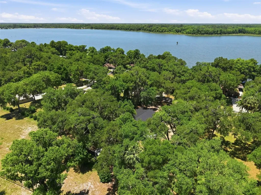 9900 W Riverwood Drive Crystal River FL 34428