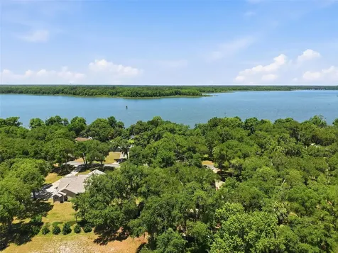 9900 W Riverwood Drive Crystal River FL 34428