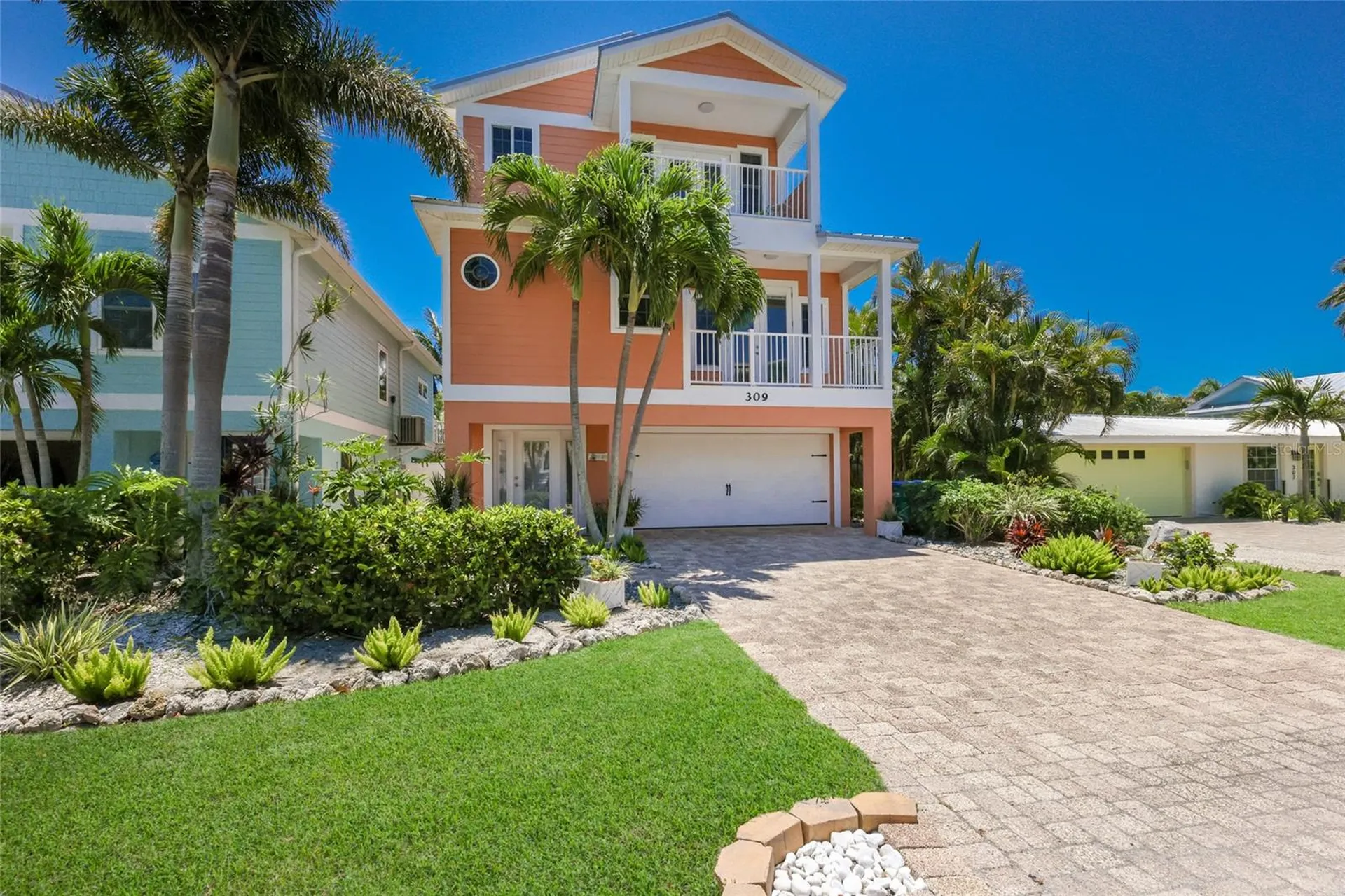 309 68th Street Bradenton Beach FL 34217