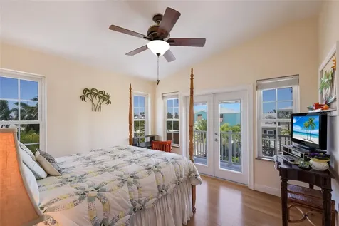 309 68th Street Bradenton Beach FL 34217