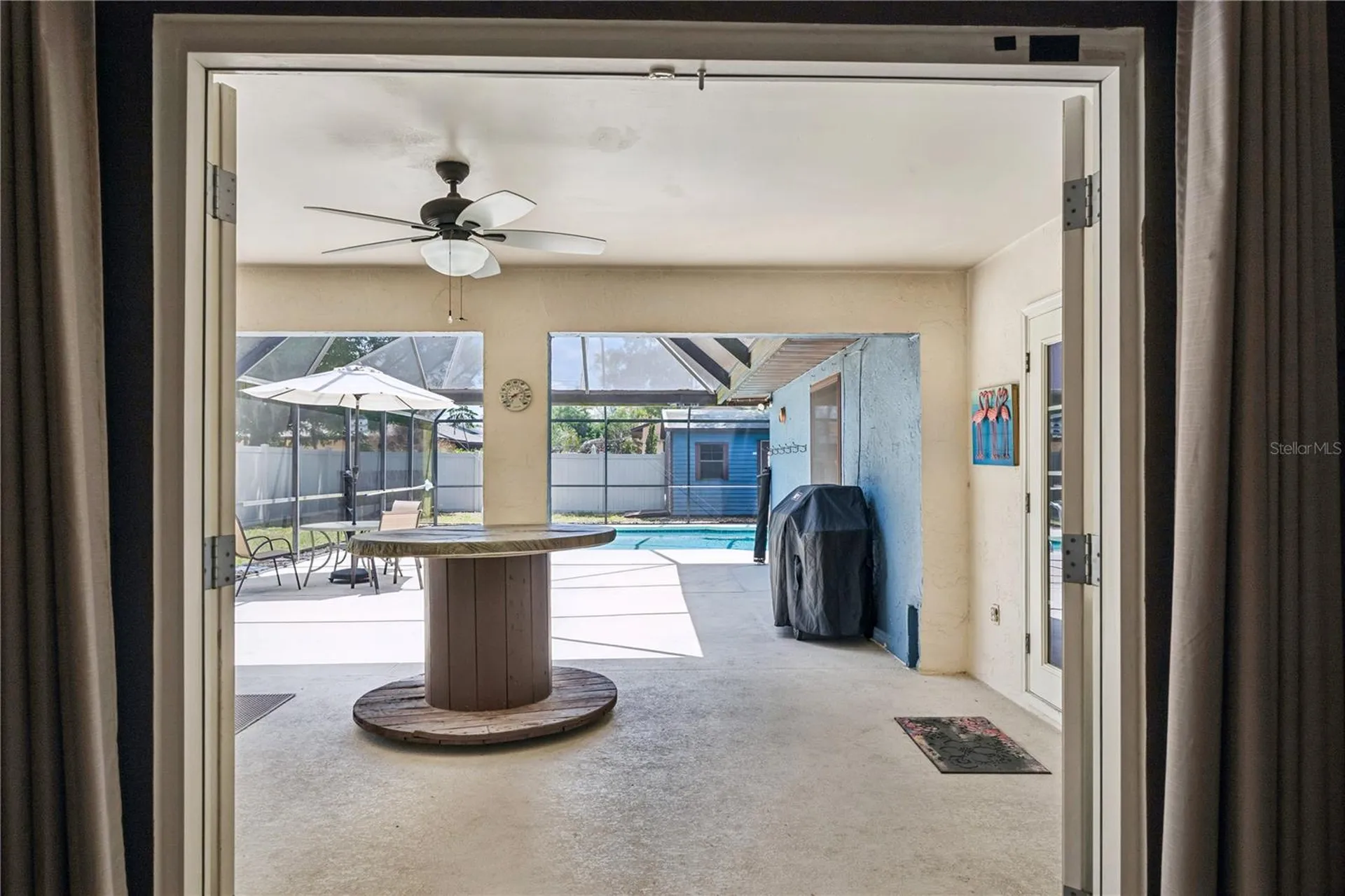380 E Lake Street Umatilla FL 32784