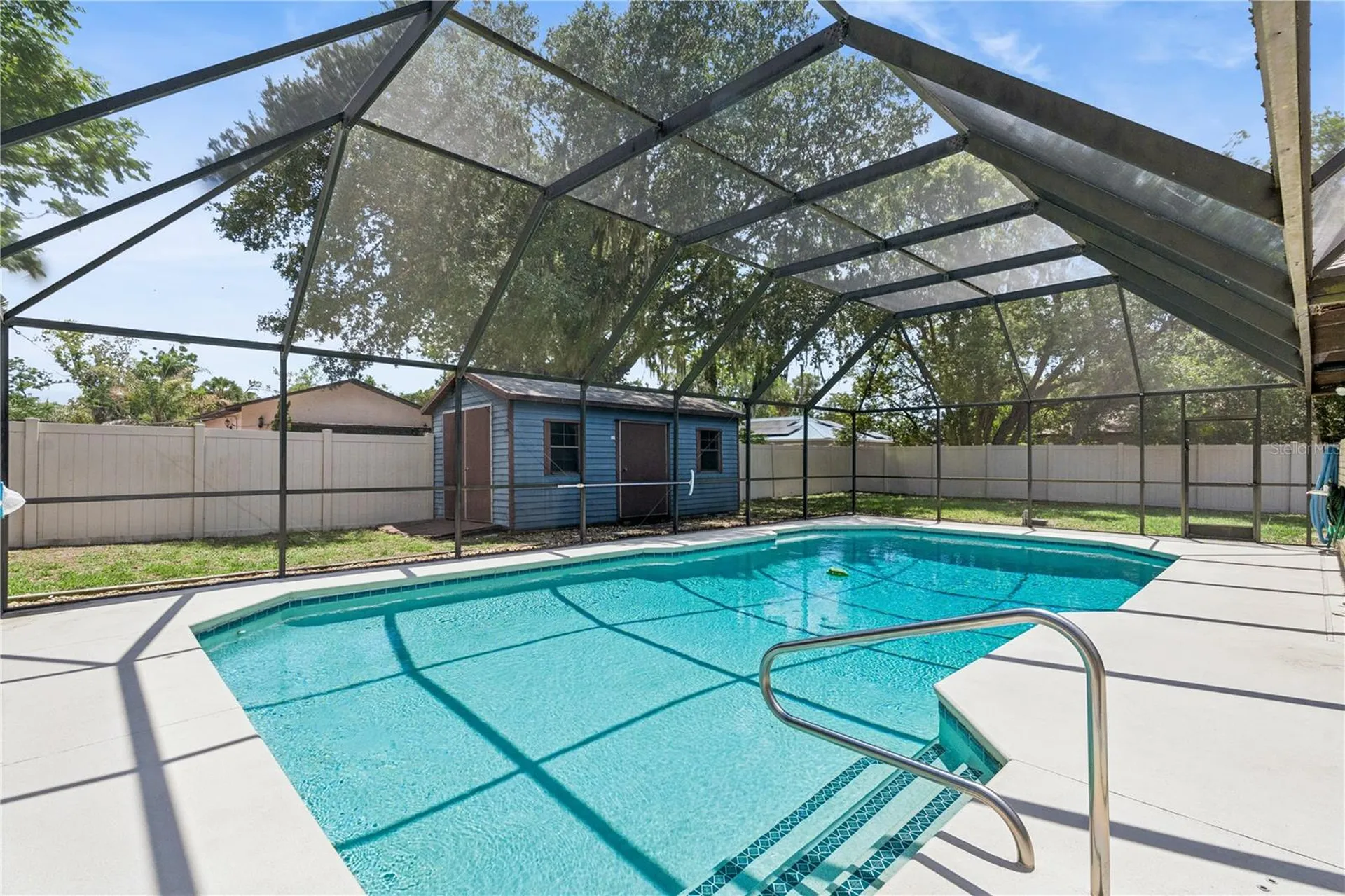 380 E Lake Street Umatilla FL 32784