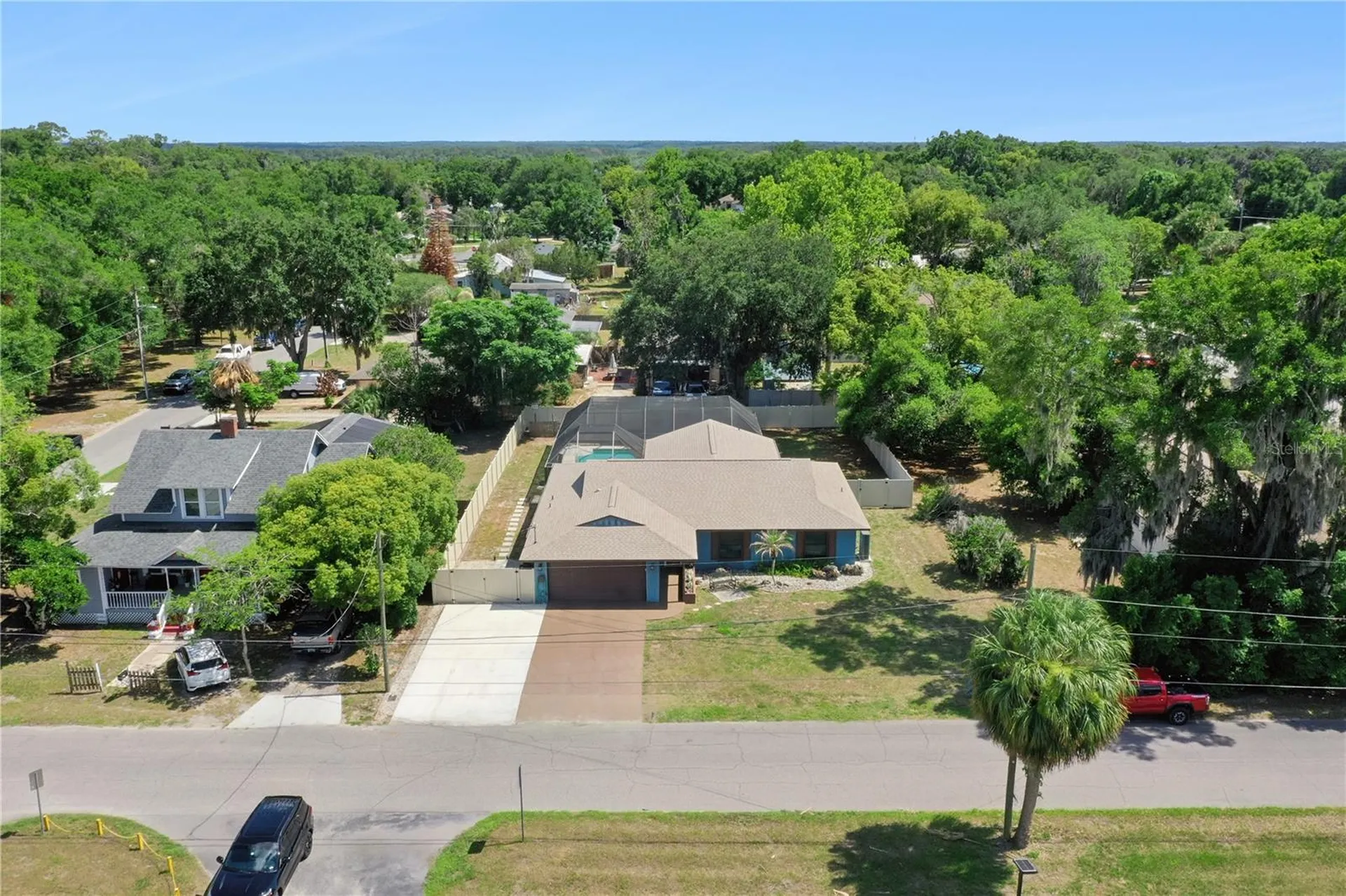 380 E Lake Street Umatilla FL 32784