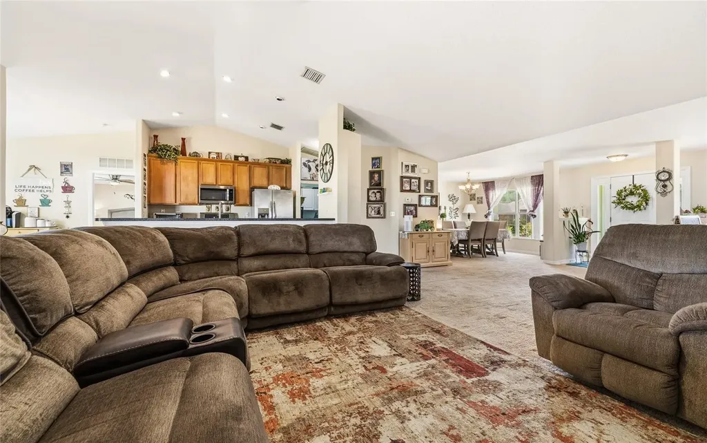 33 Royal Leaf Lane Palm Coast FL 32164