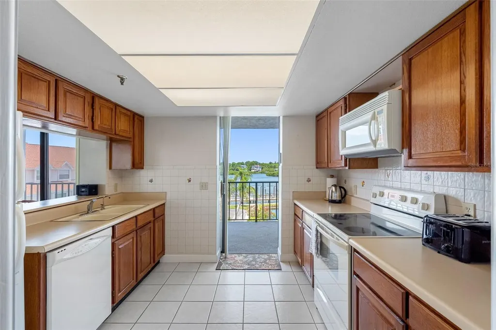 19111 Vista Bay Drive Indian Shores FL 33785