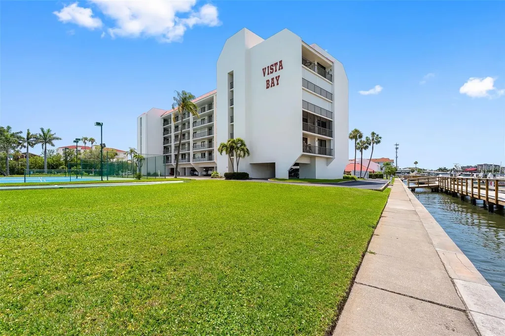 19111 Vista Bay Drive Indian Shores FL 33785