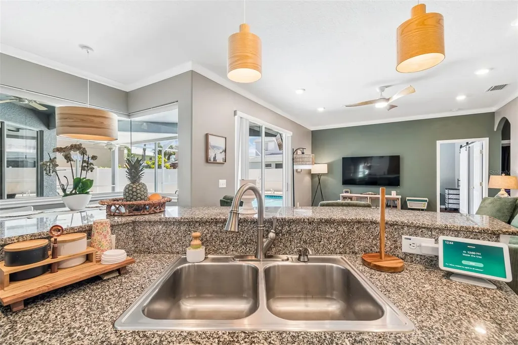 1616 Regal Mist Loop Trinity FL 34655