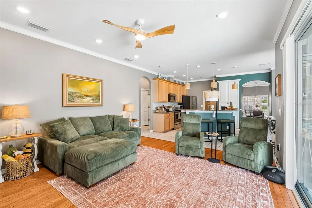 1616 Regal Mist Loop Trinity FL 34655