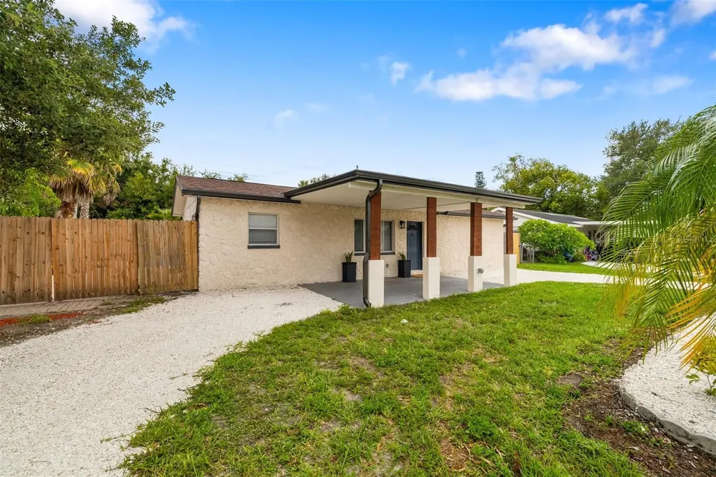 5384 56th Avenue N St Petersburg FL 33709