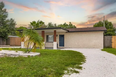 5384 56th Avenue N St Petersburg FL 33709