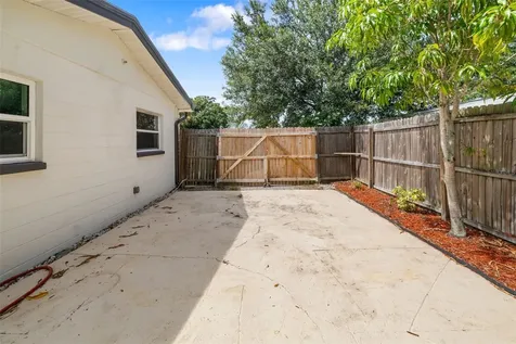5384 56th Avenue N St Petersburg FL 33709