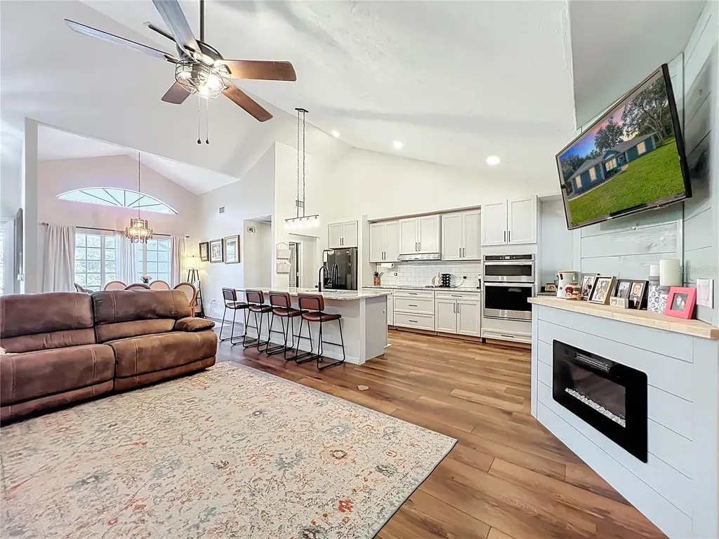 390 W Olympia Street Hernando FL 34442