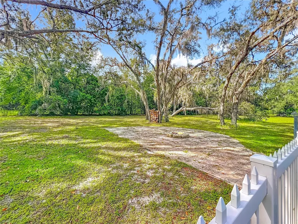 390 W Olympia Street Hernando FL 34442