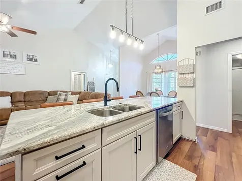 390 W Olympia Street Hernando FL 34442