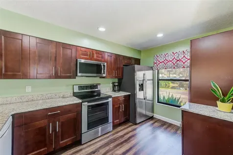 6040 27th Street W Bradenton FL 34207