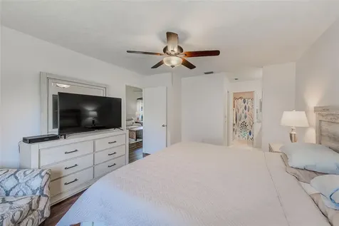 6040 27th Street W Bradenton FL 34207