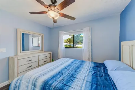 6040 27th Street W Bradenton FL 34207