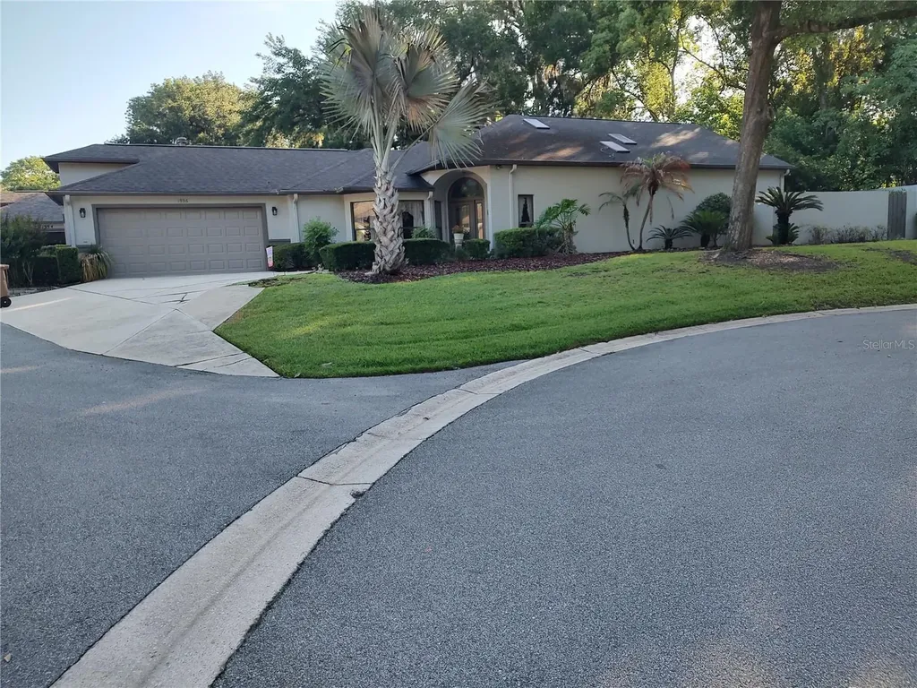 1936 SE Clatter Bridge Road Ocala FL 34471
