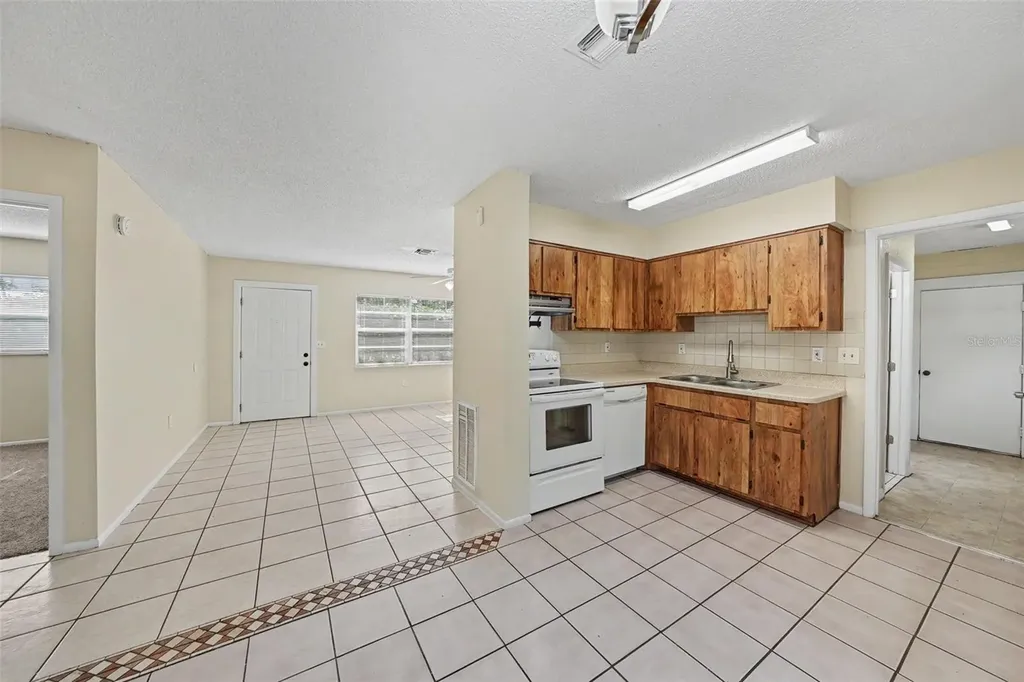 7613 Washington Street Port Richey FL 34668