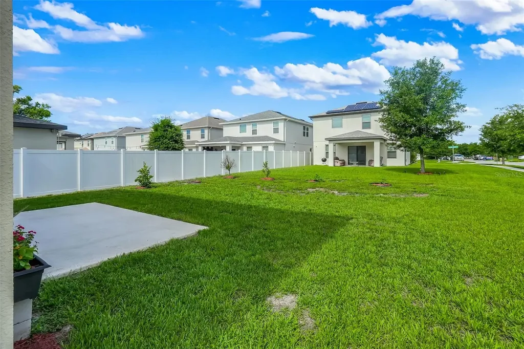 2948 Crest Drive Kissimmee FL 34744