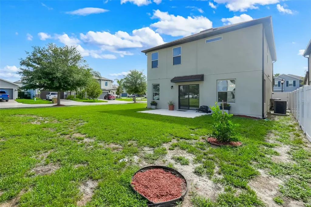2948 Crest Drive Kissimmee FL 34744