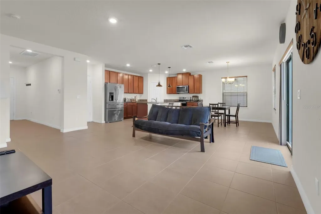 2948 Crest Drive Kissimmee FL 34744