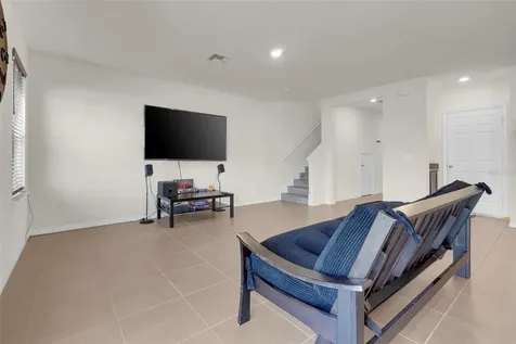 2948 Crest Drive Kissimmee FL 34744