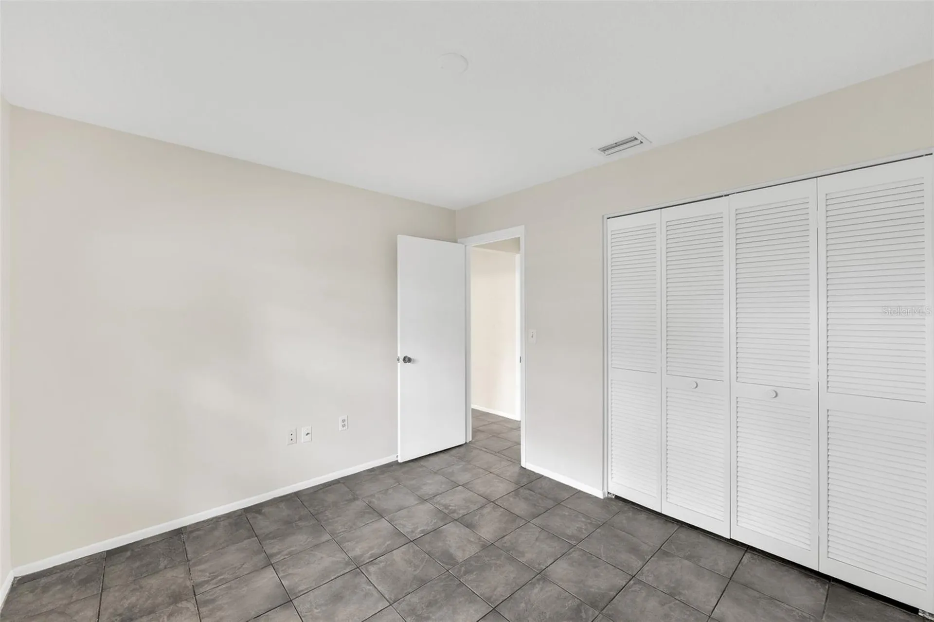 5015 Barrington Circle Sarasota FL 34234