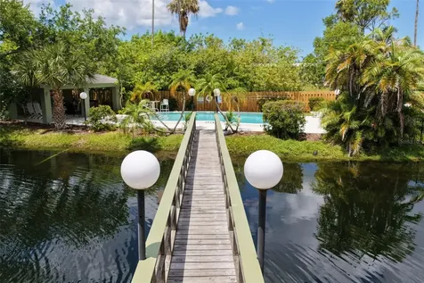 5015 Barrington Circle Sarasota FL 34234