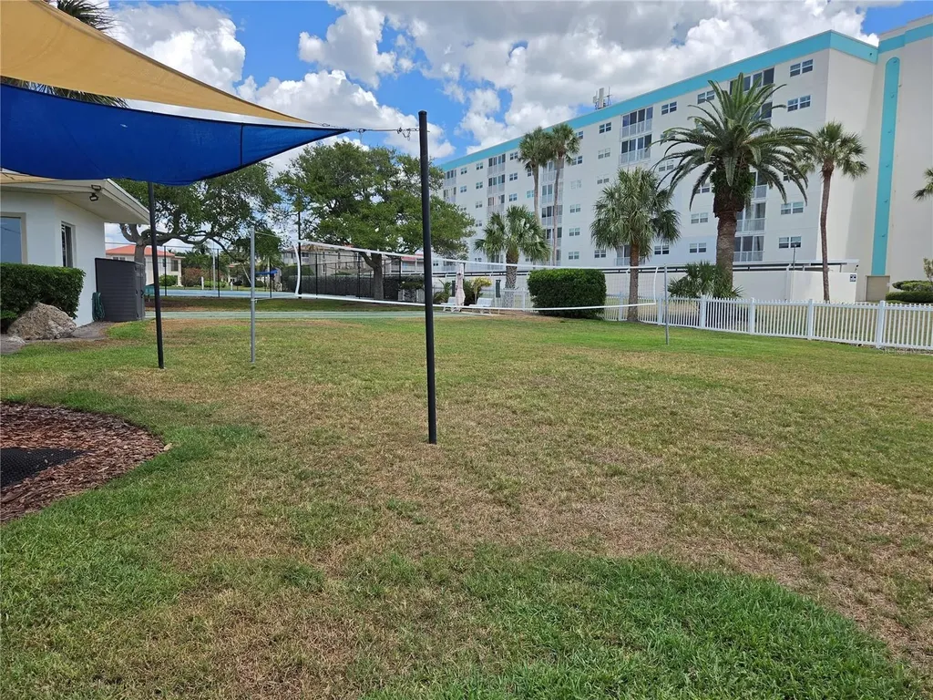 10351 Regal Drive Largo FL 33774