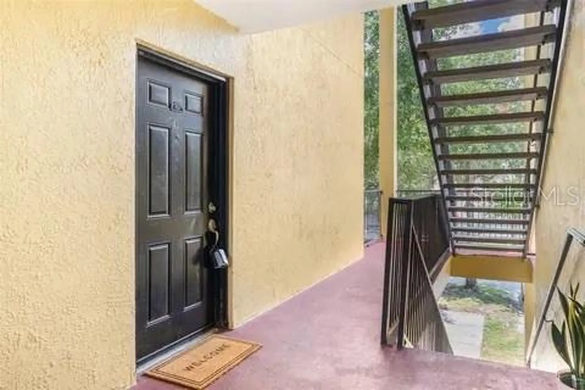 2019 Dixie Belle Drive Orlando FL 32812