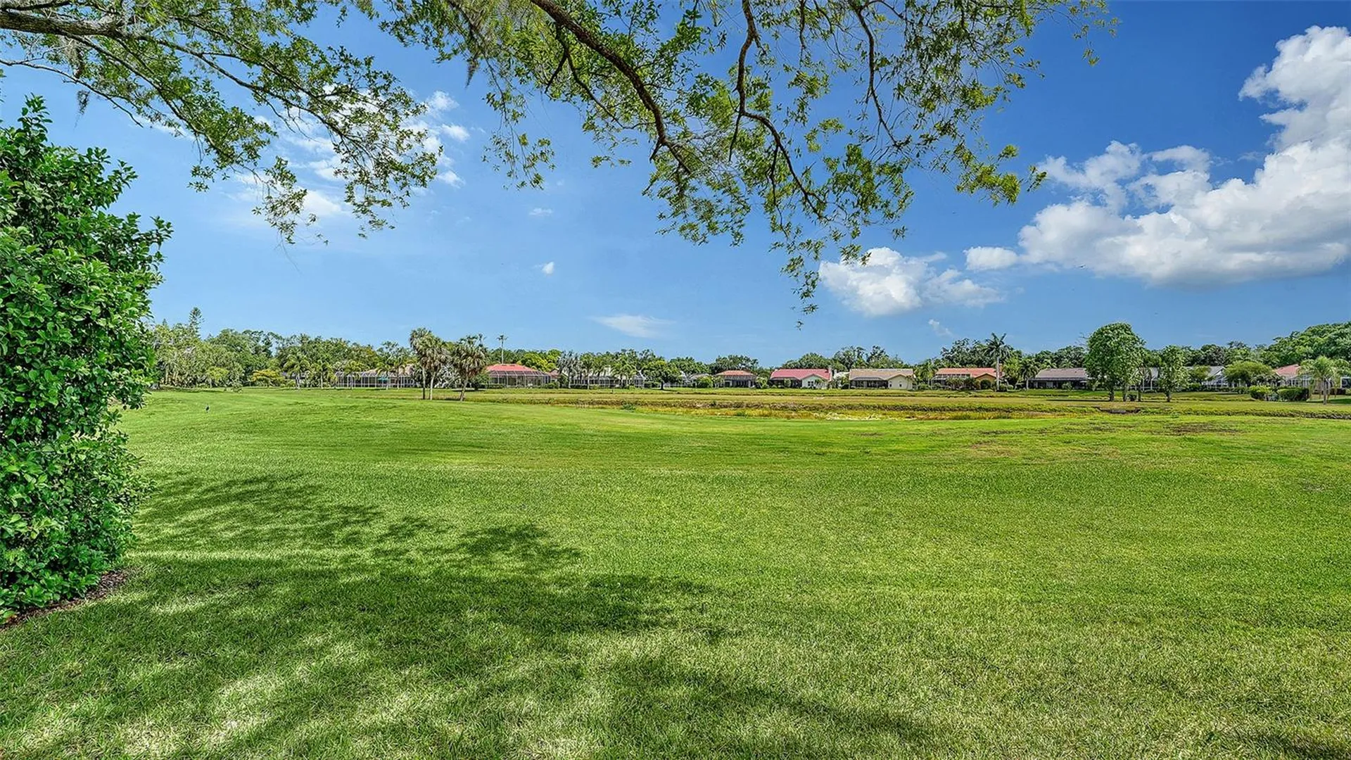 3978 Chatsworth Greene Sarasota FL 34235