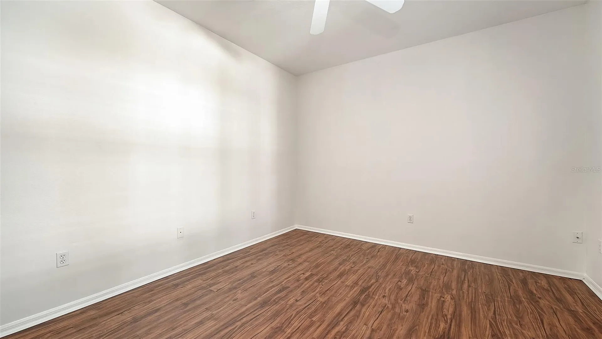 3978 Chatsworth Greene Sarasota FL 34235