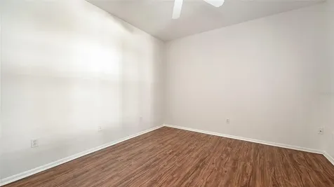 3978 Chatsworth Greene Sarasota FL 34235