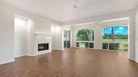 3978 Chatsworth Greene Sarasota FL 34235