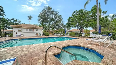 3978 Chatsworth Greene Sarasota FL 34235