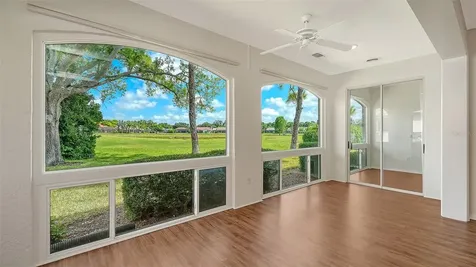 3978 Chatsworth Greene Sarasota FL 34235