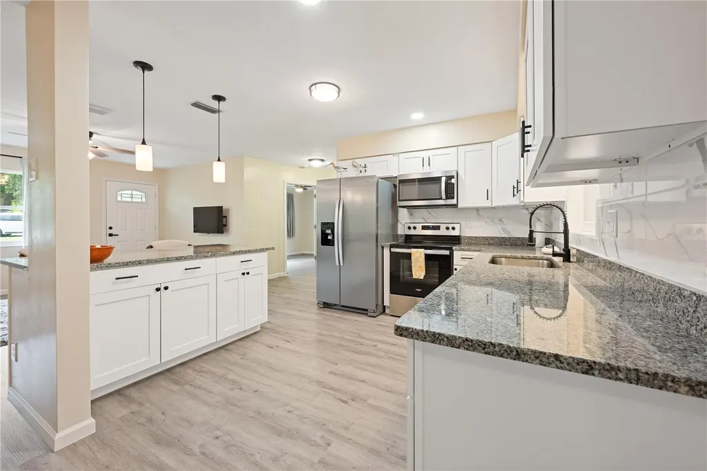 1136 SW Shorewood Drive Dunnellon FL 34431