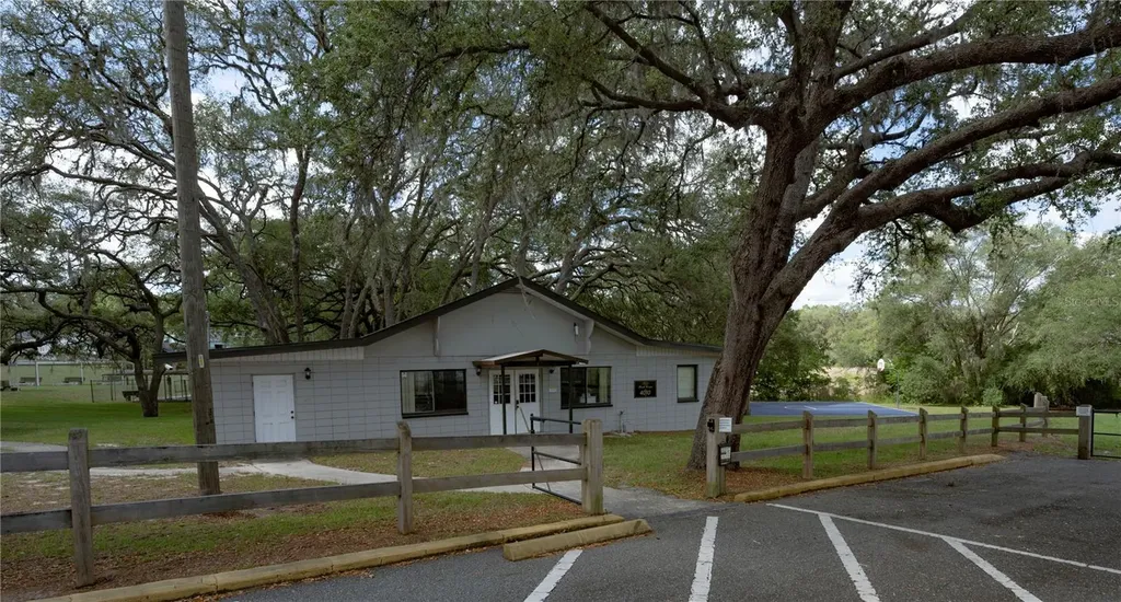 1136 SW Shorewood Drive Dunnellon FL 34431