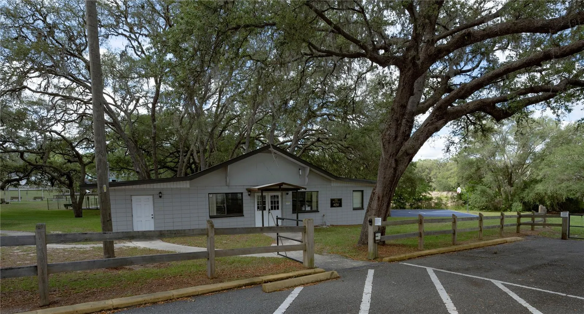 1136 SW Shorewood Drive Dunnellon FL 34431