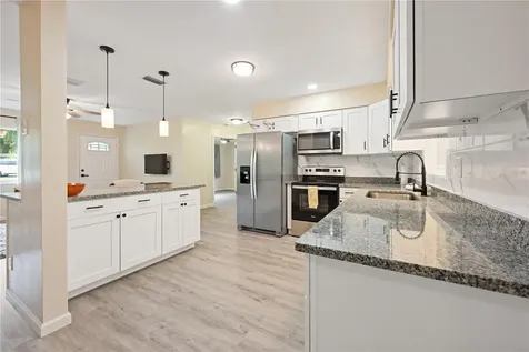 1136 SW Shorewood Drive Dunnellon FL 34431