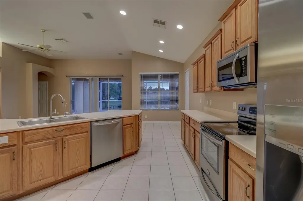 10215 Evergreen Hill Drive Tampa FL 33647