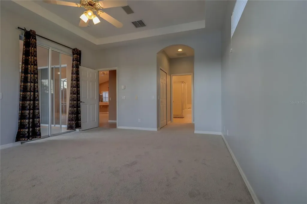 10215 Evergreen Hill Drive Tampa FL 33647