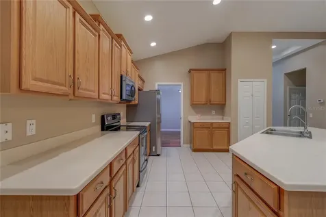 10215 Evergreen Hill Drive Tampa FL 33647
