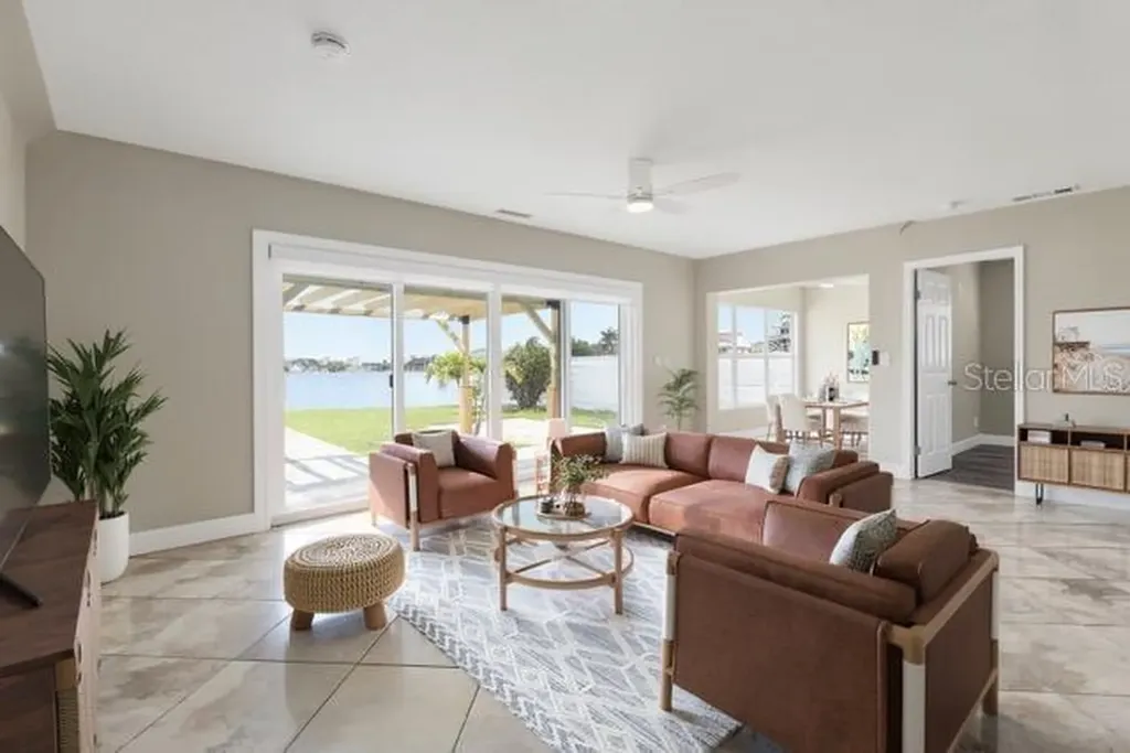 708 Sunset Cove Madeira Beach FL 33708