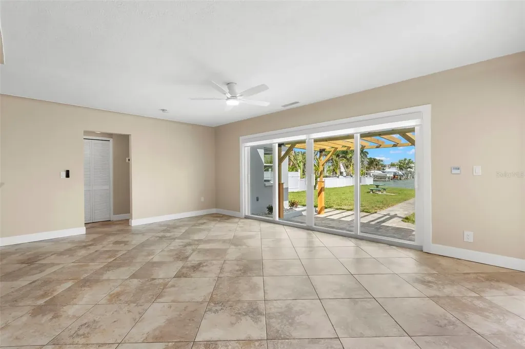 708 Sunset Cove Madeira Beach FL 33708