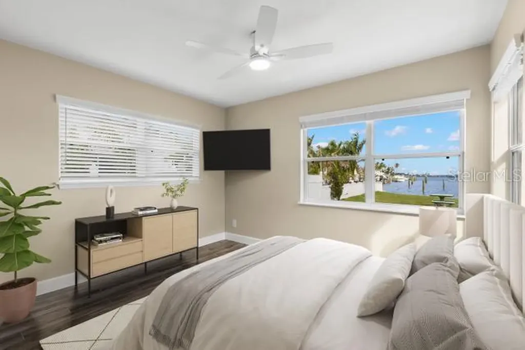 708 Sunset Cove Madeira Beach FL 33708