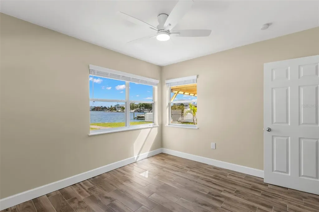 708 Sunset Cove Madeira Beach FL 33708