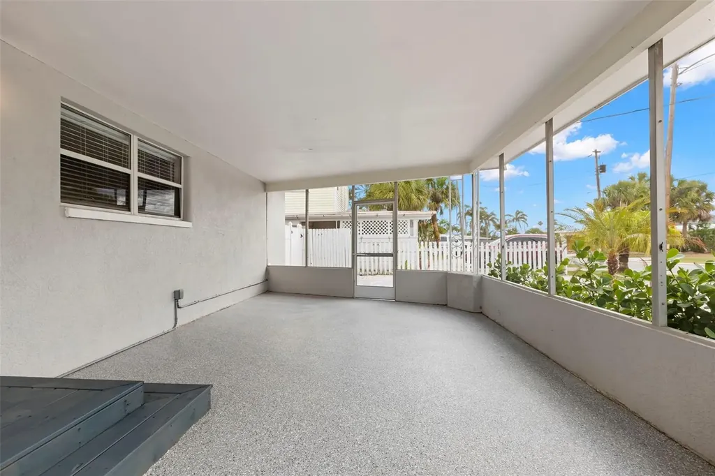 708 Sunset Cove Madeira Beach FL 33708