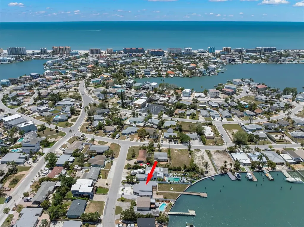 708 Sunset Cove Madeira Beach FL 33708